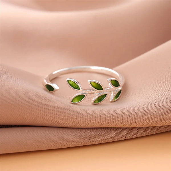 Twilight Vine Ring