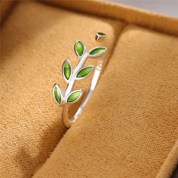 Twilight Vine Ring