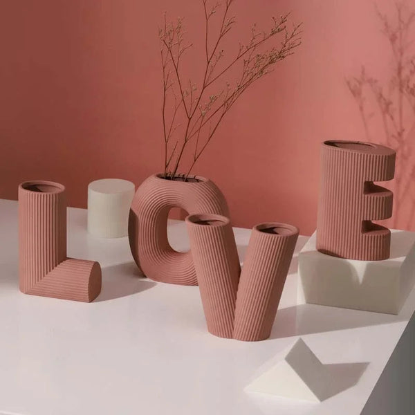 Nordic Ceramic Love Letters Vase Set (4 pcs)