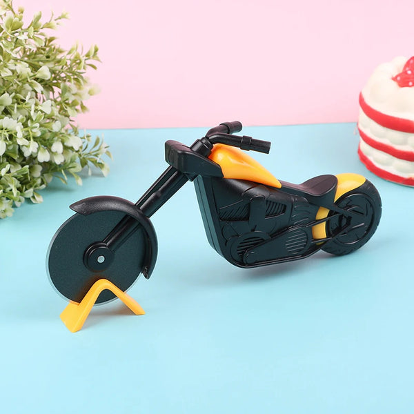 ChefGenius Motorcycle Pizza Cutter Yellow