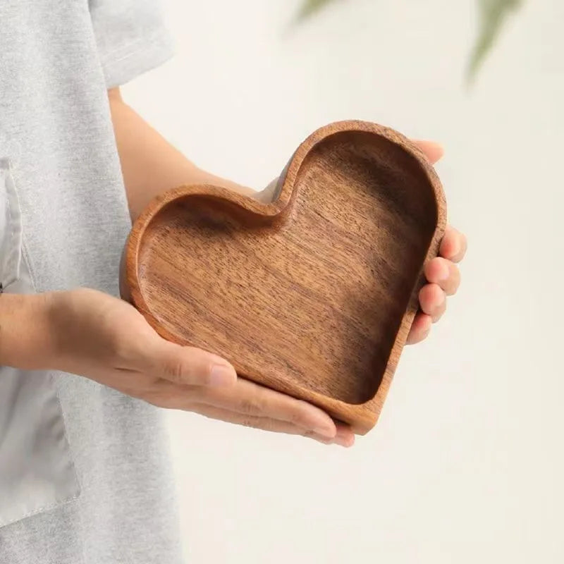 Creststone Heart Snack Tray