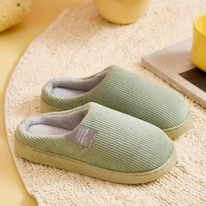 Women's Plush Comfort Slippers Light Green / 6