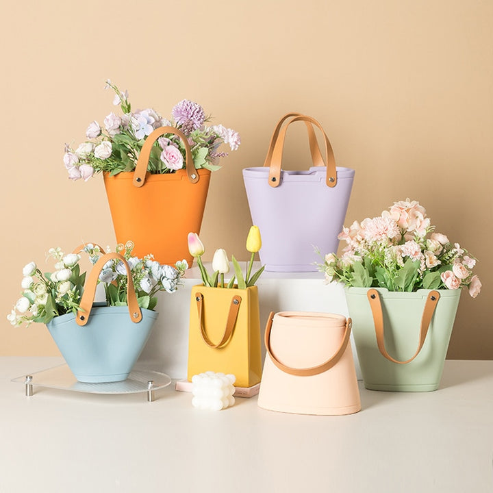 Garden Essentials Handbag Vase
