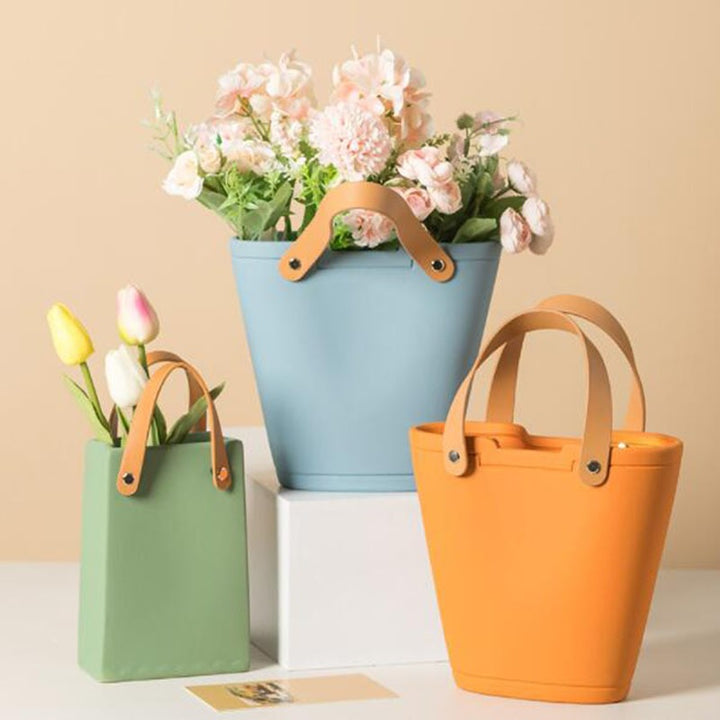 Garden Essentials Handbag Vase
